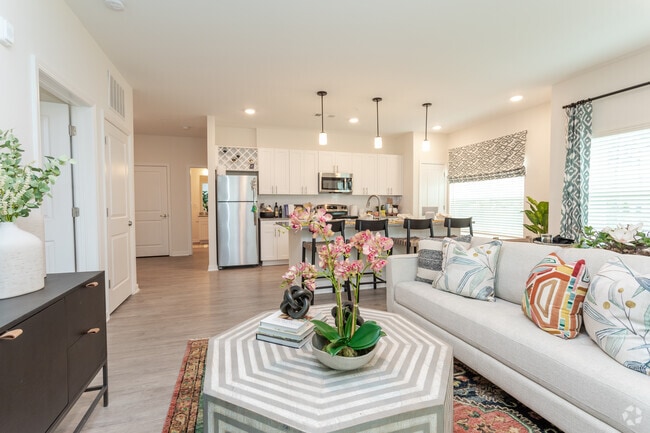 2BR, 2BA - 1272SF B3 - Living Area