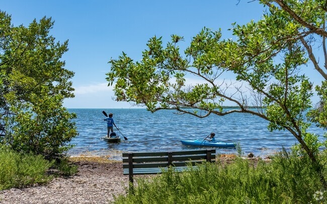 NH_Tavernier_557055_080824_P2_DW_FINAL