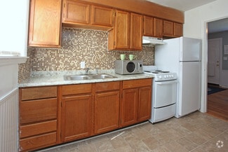 1776 Poston Cir, Gastonia, NC 28054