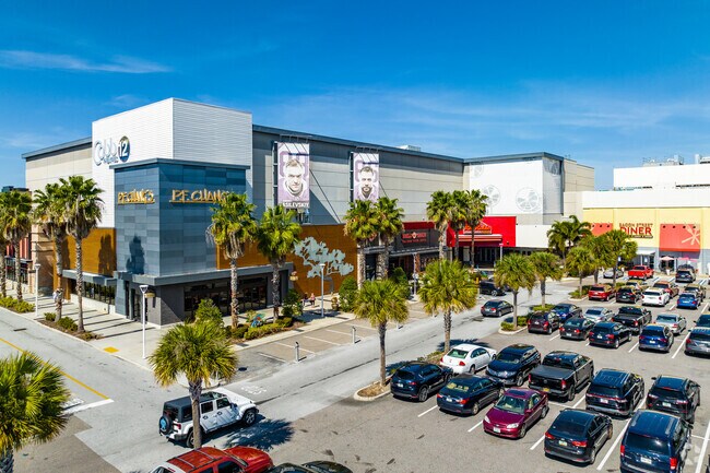 Countryside Mall provides residents and visitors with a variety of retail stores for Alcove neighbors.