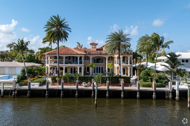 Mediterranean Revival style homes can be seen throughout the Coral Ridge neighborhood.