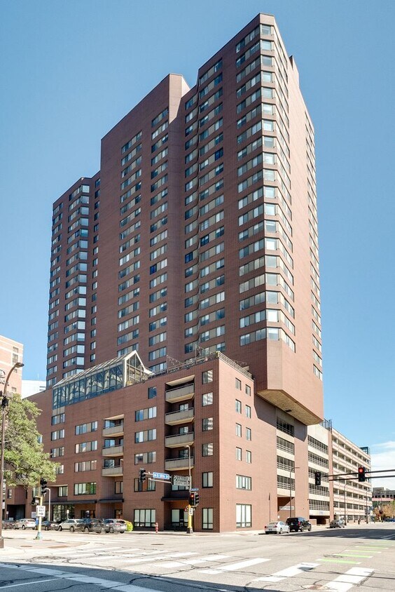 Bolero Flats Apartments 1117 Marquette Ave, Minneapolis, MN