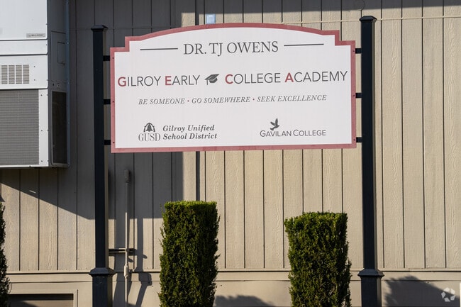 Explore knowledge at Gilroy Early College Academy.