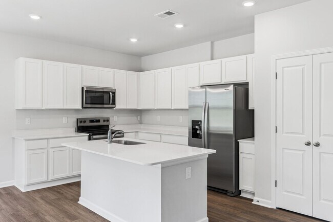 1082 Hanson Dr, Leland, NC 28451 - photo 7