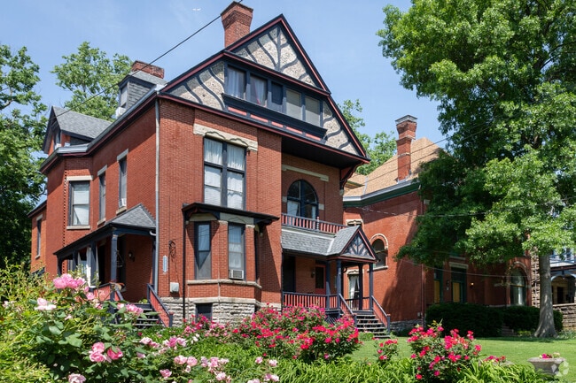 American Craftsman-style houses are typical in Evanston, OH.