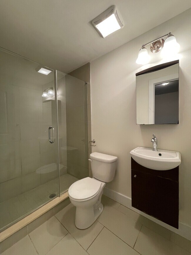 3836 Spring Garden St, Philadelphia, PA 19104 - photo 5