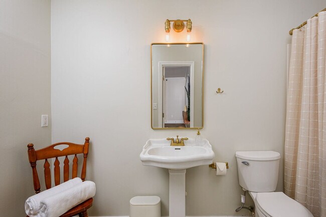 2711 Randolph Rd unit ID1353815P, Charlotte, NC 28207 - photo 7