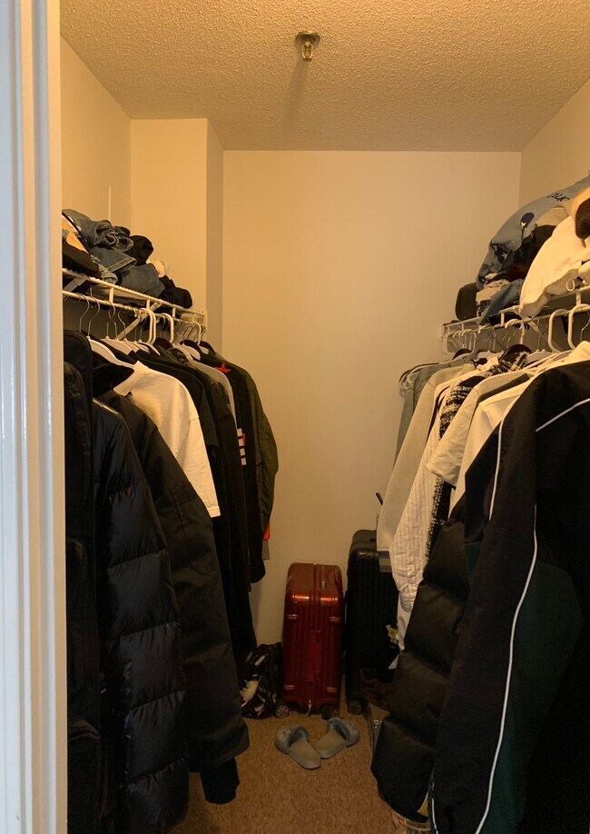 Kelton Place Condominiums unit 507, Allston, MA 02134 - photo 4