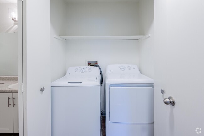 1BR, 1BA