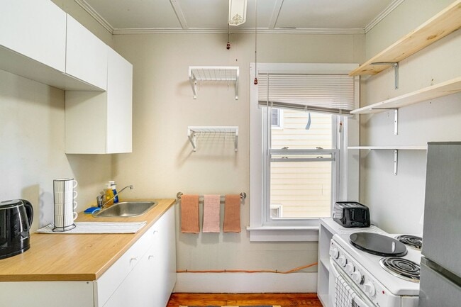 442 Columbia St, Hudson, NY 12534 - photo 6