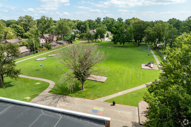 The student population of Harper Elementary School is 328 and the school serves K-5.