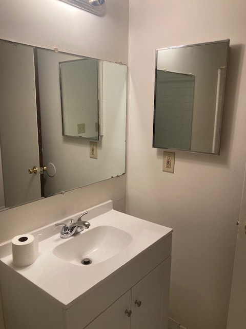 21681 Hillside Dr Unit 3B, Clinton Township, MI 48035