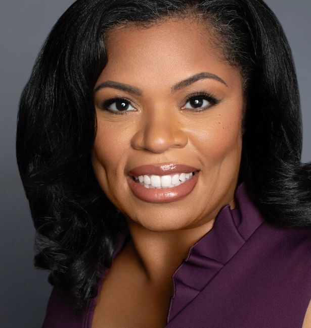 Kandi Hall's Instagram, Twitter & Facebook on IDCrawl