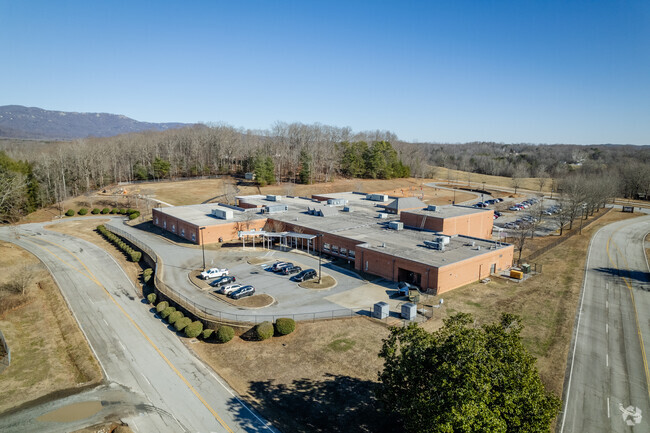 Student pick-up at Tigerville Elementary School