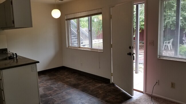 1090 30th St, Boulder, CO 80303 - photo 6