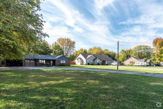 The median price for a home in the Edgewood area of Indianapolis is $230,000.