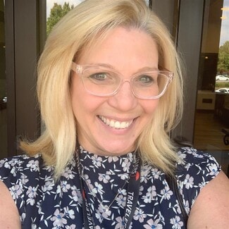 Trish Vanhoozer