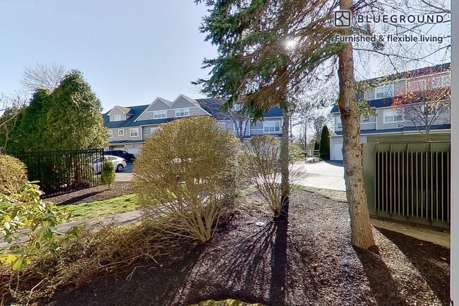 1 Avalon Way unit FL0-ID3902A, Plymouth, MA 02360 - photo 3