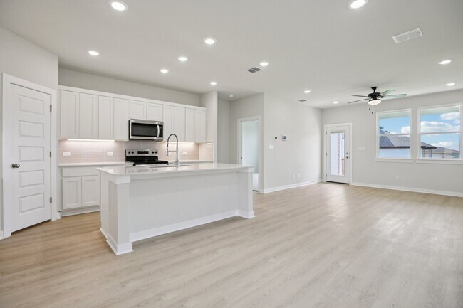 3205 Canyon River Ln, Georgetown, TX 78628 - photo 2