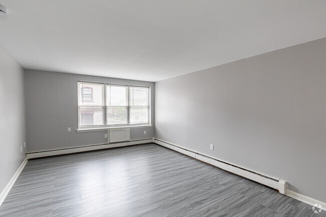Stuart Apartments, Hartford, CT 06105 - photo 2