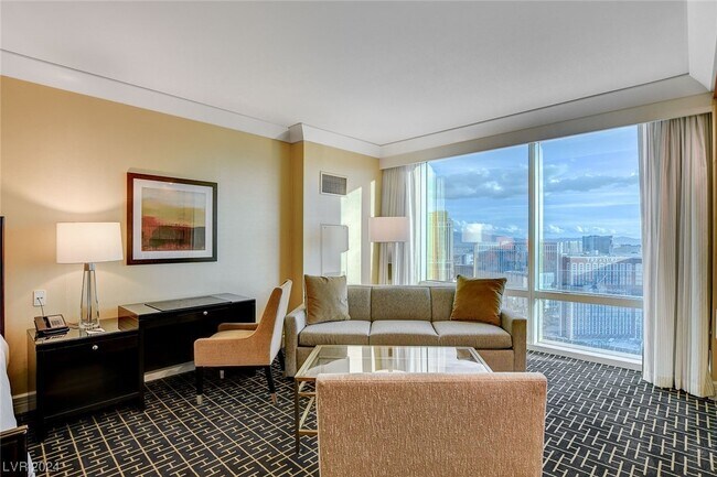 2000 N Fashion Show Dr unit 3527, Las Vegas, NV 89109 - photo 5