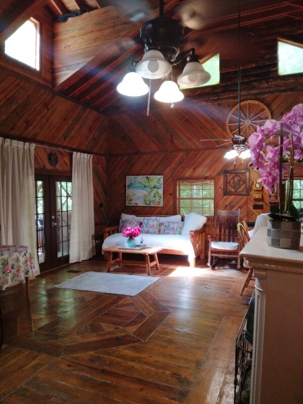 8035 NW 120th St, Reddick, FL 32686