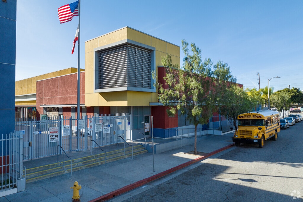 Felicitas & Gonzalo Mendez High School is public school.