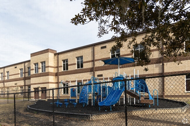 Juliette Low Elementary School is a public school in Chatham County.