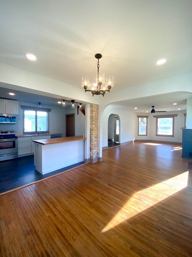 736 Ansley Ave, Milton, WI 53563 - photo 6