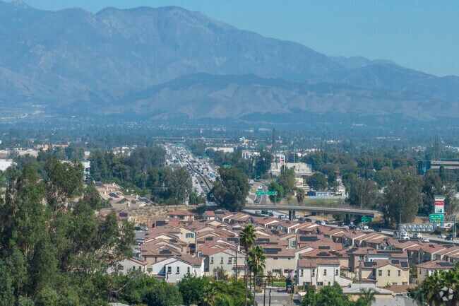 With quick access to the Redlands Freeway, Riverview is in a prime location to make travel easier.