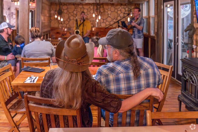 Third & Company Lakeside in Shawangunk serves southern fare and hosts events.