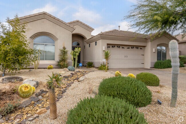 Southwestern style homes in Legend Trail are well maintained, giving the neighborhood a great curb appeal.