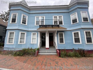 472 Putnam Ave Unit 2A, Cambridge, MA 02139
