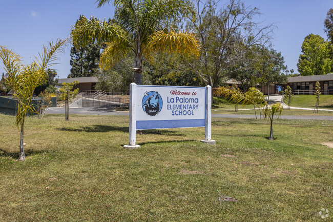 The sign of the La Paloma Elementary School in Fallbrook.