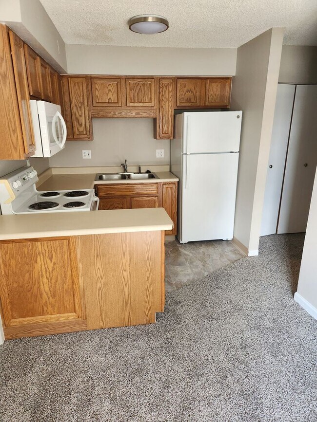 708-716 16th St, Des Moines, IA 50314