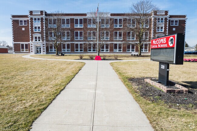 McComb Elementary School welcomes all.