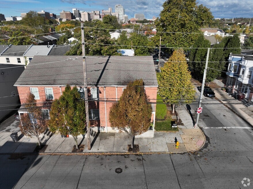 1235 N Claymont St, Wilmington, DE 19802 - photo 2