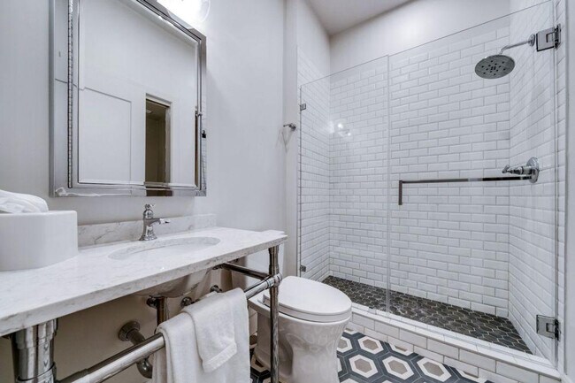 505 E Travis St unit ID1267137P, San Antonio, TX 78205 - photo 6