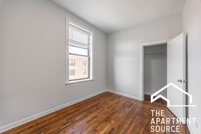 1000 N Mozart St unit 2e, Chicago, IL 60622 - photo 5