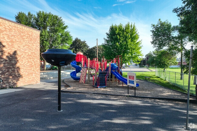 Cokato Elementary School has an overall Niche grade of 'B+'.