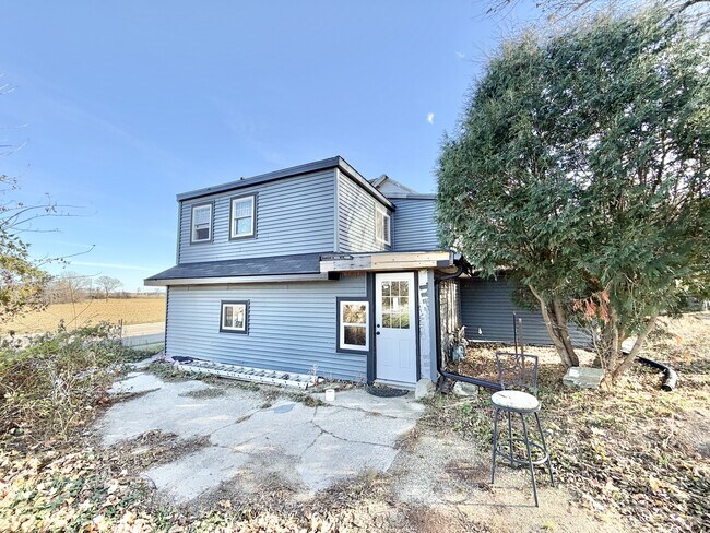 9188 Old Hwy P unit 1, Whitewater, WI 53190 - photo 4