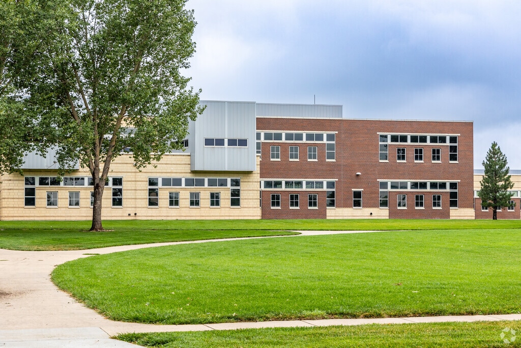 Fossil Ridge High School is a highly rated school in Fort Collins that maintains an A grade on Niche.