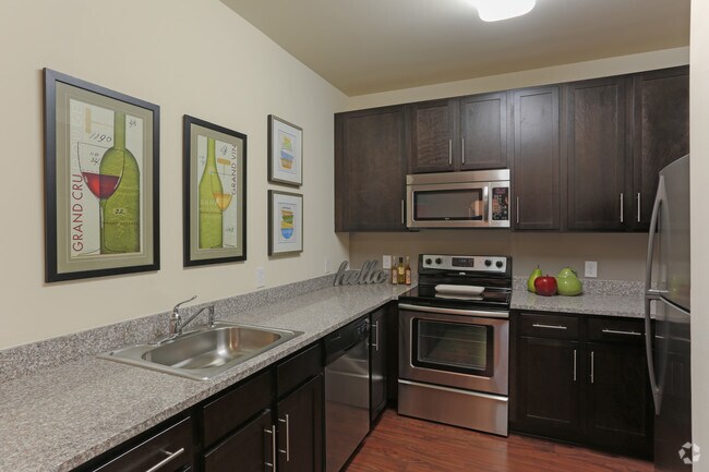 Bridgewater Square- One Month Free!, Bridgewater, NJ 08807 - photo 2