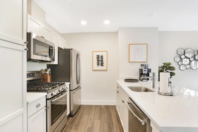 The Point, Seattle, WA 98101 - photo 4