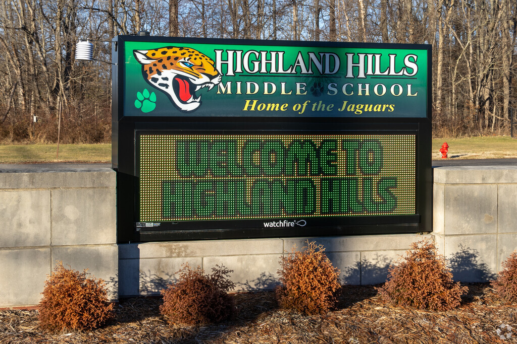 Highland Hills Middle School has 1,672 students.