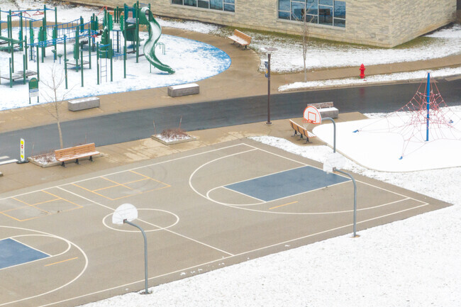Sunset Ridge Elementary School in Northfield includes basketball courts.