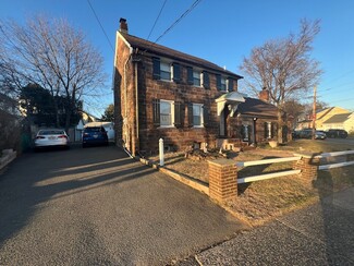 222 Totowa Rd, Totowa, NJ 07512