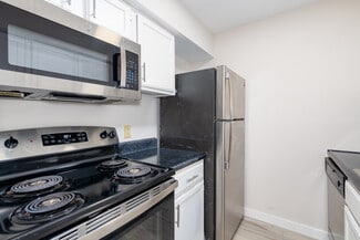 5549 Southfield Dr, Saint Louis, MO 63129