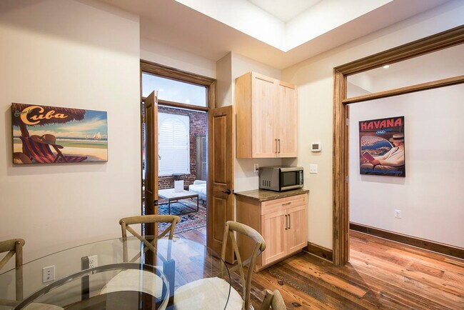 1737 Connecticut Ave NW unit ID1011178P, Washington, DC 20009 - photo 4