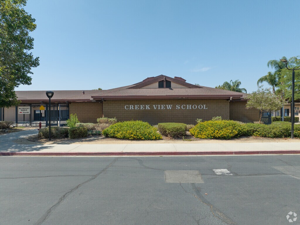 Creek View Elementary School, Rankings & Reviews